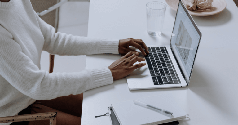 Lire la suite à propos de l’article Qu’est-ce qu’un poste virtualisé ?